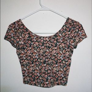 NBW floral crop top!